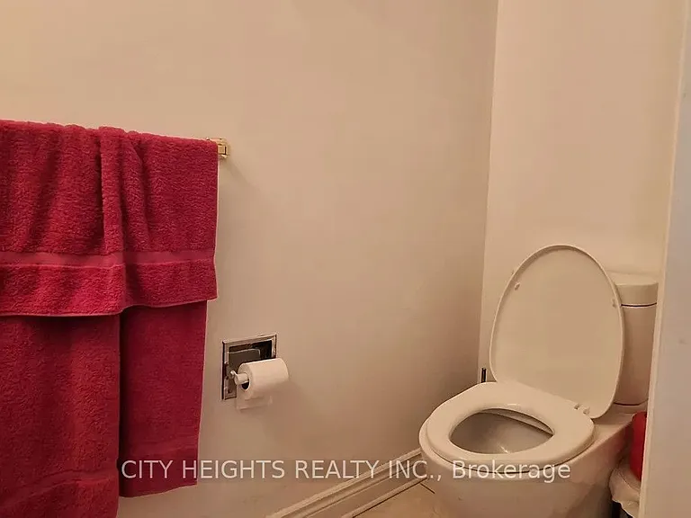 120 Littles Rd — Photo 17