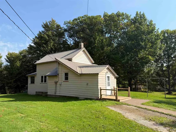 380 County Road Pdj, Ishpeming, MI 49849