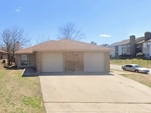 6743 Westcreek Dr, Fort Worth, TX 76133