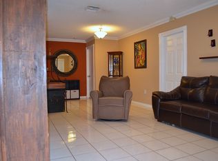9046 NW 190th Ter, Hialeah, FL 33018