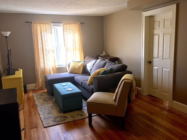 2nd image of 657 Lovett Ave SE