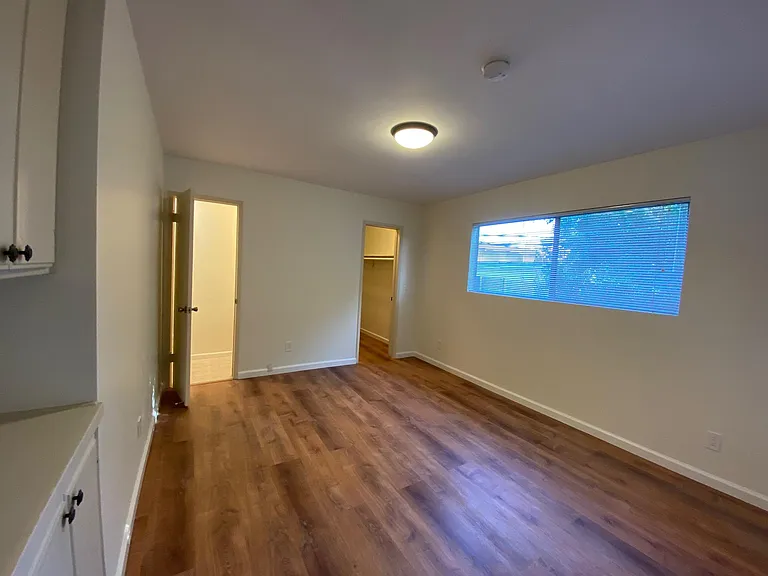 3731 Watseka Ave #9 — Photo 11