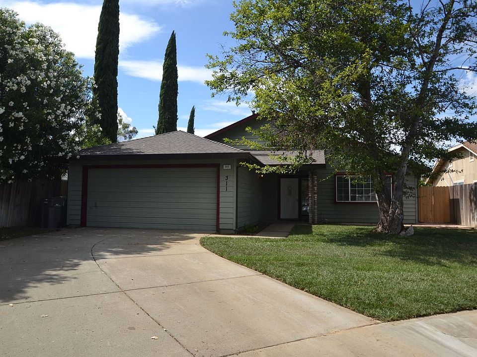 1st image of 311 Hampshire Ct