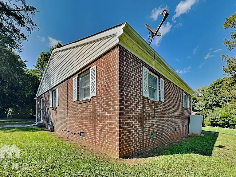 2109 Dove Tree Ln — Photo 16