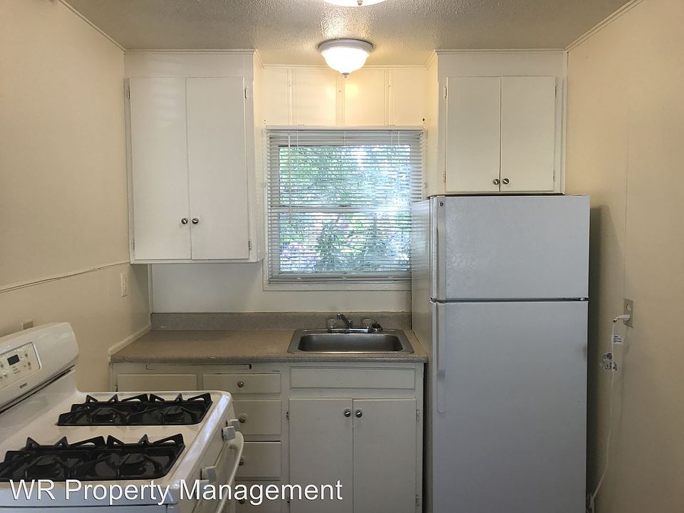 1st image of 221 Wilbur Ave APT 3