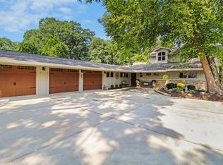 309 Rollingwood Ln, Joliet, IL 60431