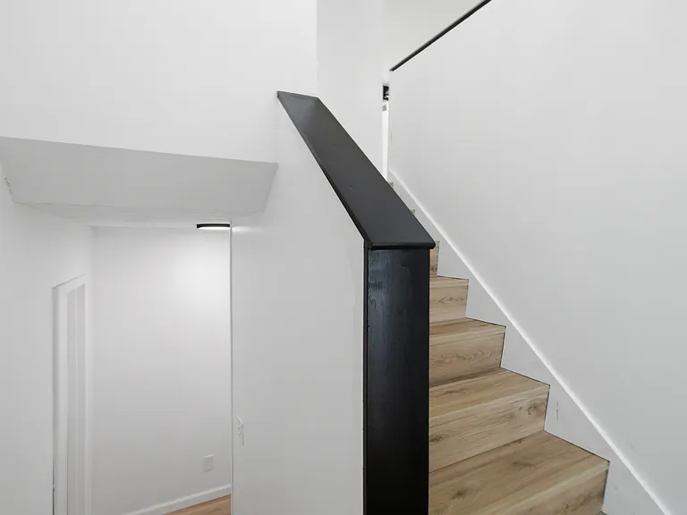 1308 Perry Ave — Photo 11