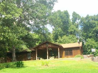 260 Greenleaf St, Gladewater, TX 75647