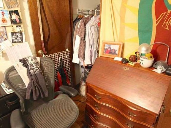 5th image of 158 W 75th St APT A