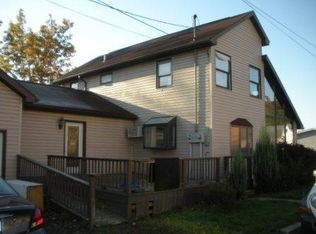 30 Pierce Ave, Ridgway, PA 15853