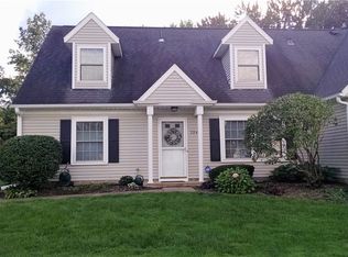 7244 Scottsdale Cir, Mentor, OH 44060