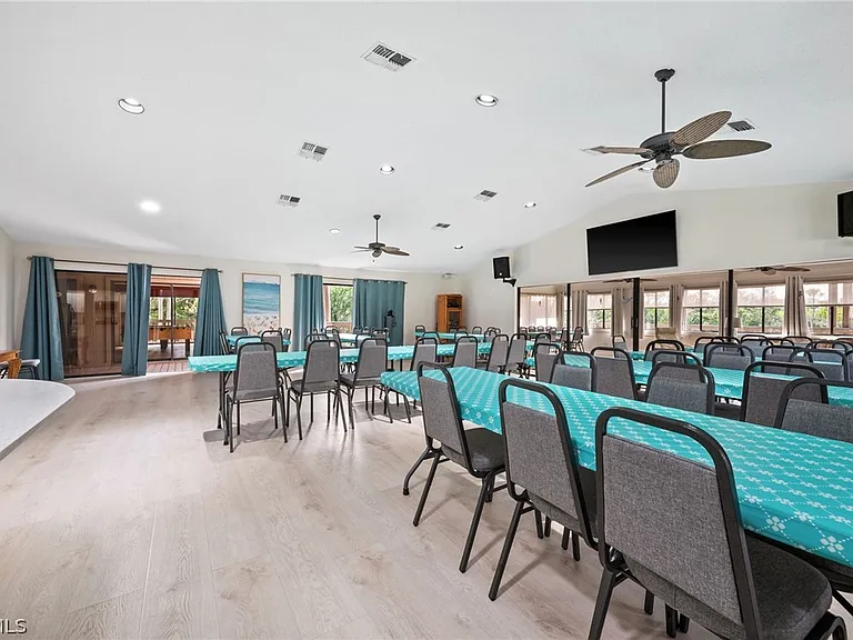 17611 Marco Island Ln — Photo 35