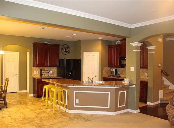 2nd image of 223 Bradfield Ln