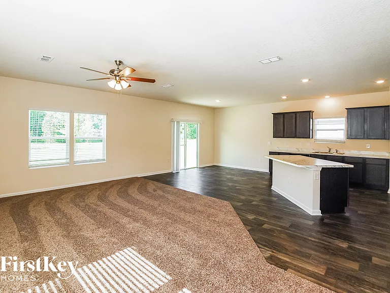 325 Jarama Cir — Photo 4