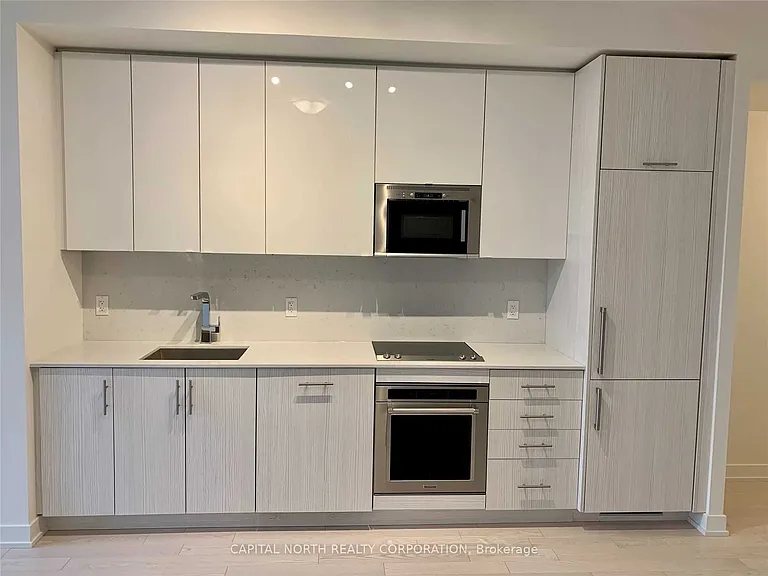 330 Richmond St W #1806 — Photo 5