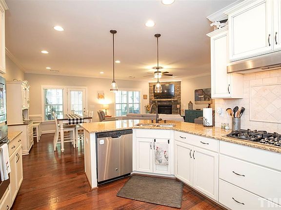 4th image of 2722 Masonboro Ferry Dr