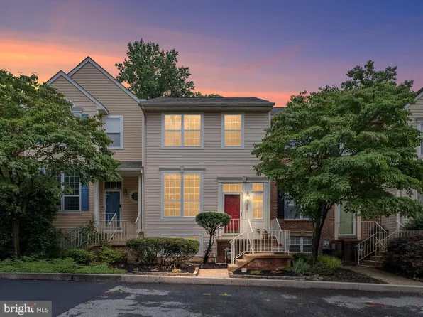 227 Cayman Ct, Wilmington, DE 19808