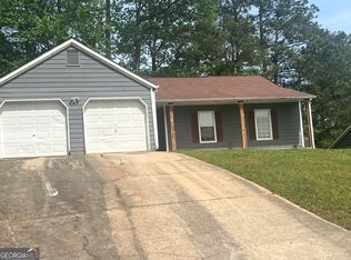 5940 Homestead Cir, Rex, GA 30273