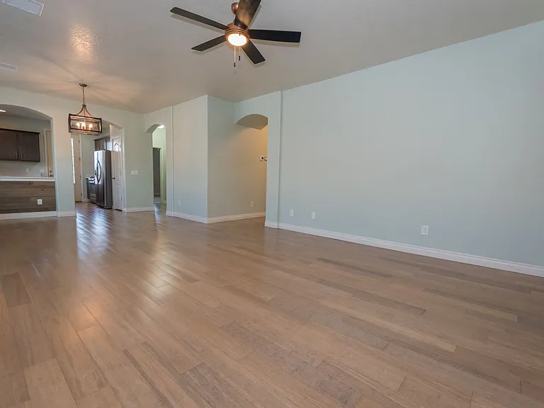 1205 Barnes Dr — Photo 5