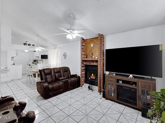 2nd image of 10140 Matador St