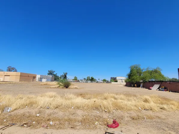 3630 W ROANOKE Avenue #32, Phoenix, AZ 85009