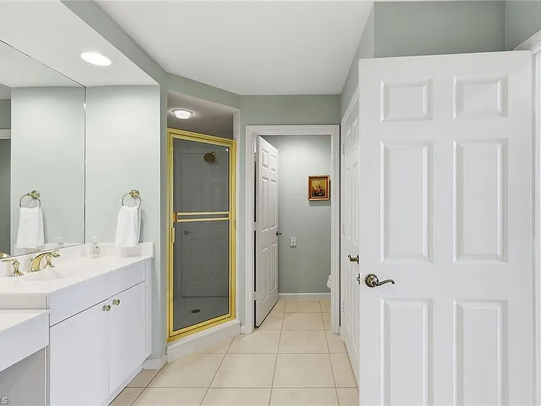 420 Cove Tower Dr #1404 — Photo 19
