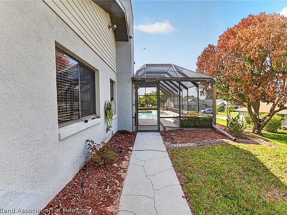 2nd image of 2 Wildwood Way
