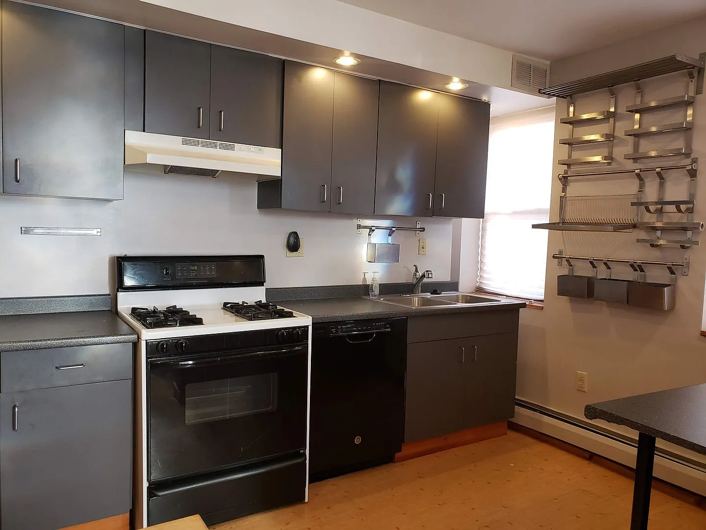 2 Bedroom 2 Bathroom Single Family Home (South Side Slopes) — Photo 4