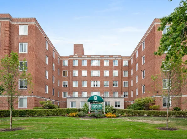 19425 Van Aken Blvd APT 506, Shaker Heights, OH 44122