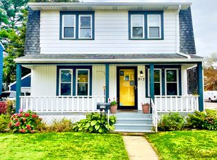 917 W Barnes Ave, Lansing, MI 48910