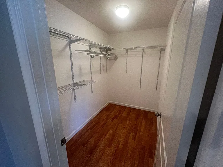 880 San Mateo Ct — Photo 7