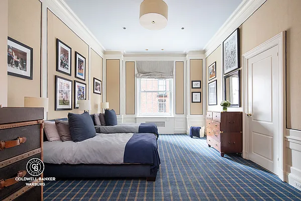 Sold by Coldwell Banker Warburg | media 13