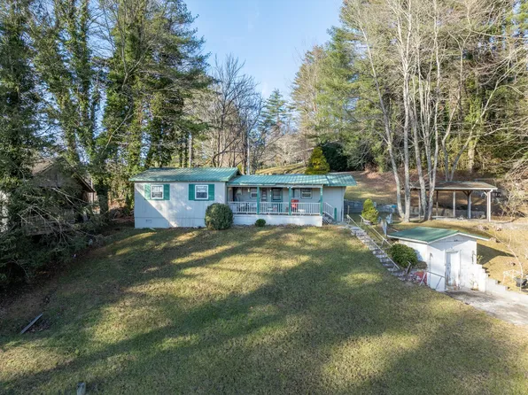 83 Briarberry Lane, Glenville, NC 28736