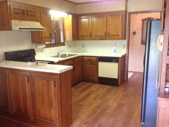 4th image of 1494 Eagle Canyon Dr