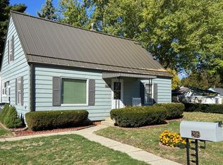 209 S Riverside Blvd, Goshen, IN 46526