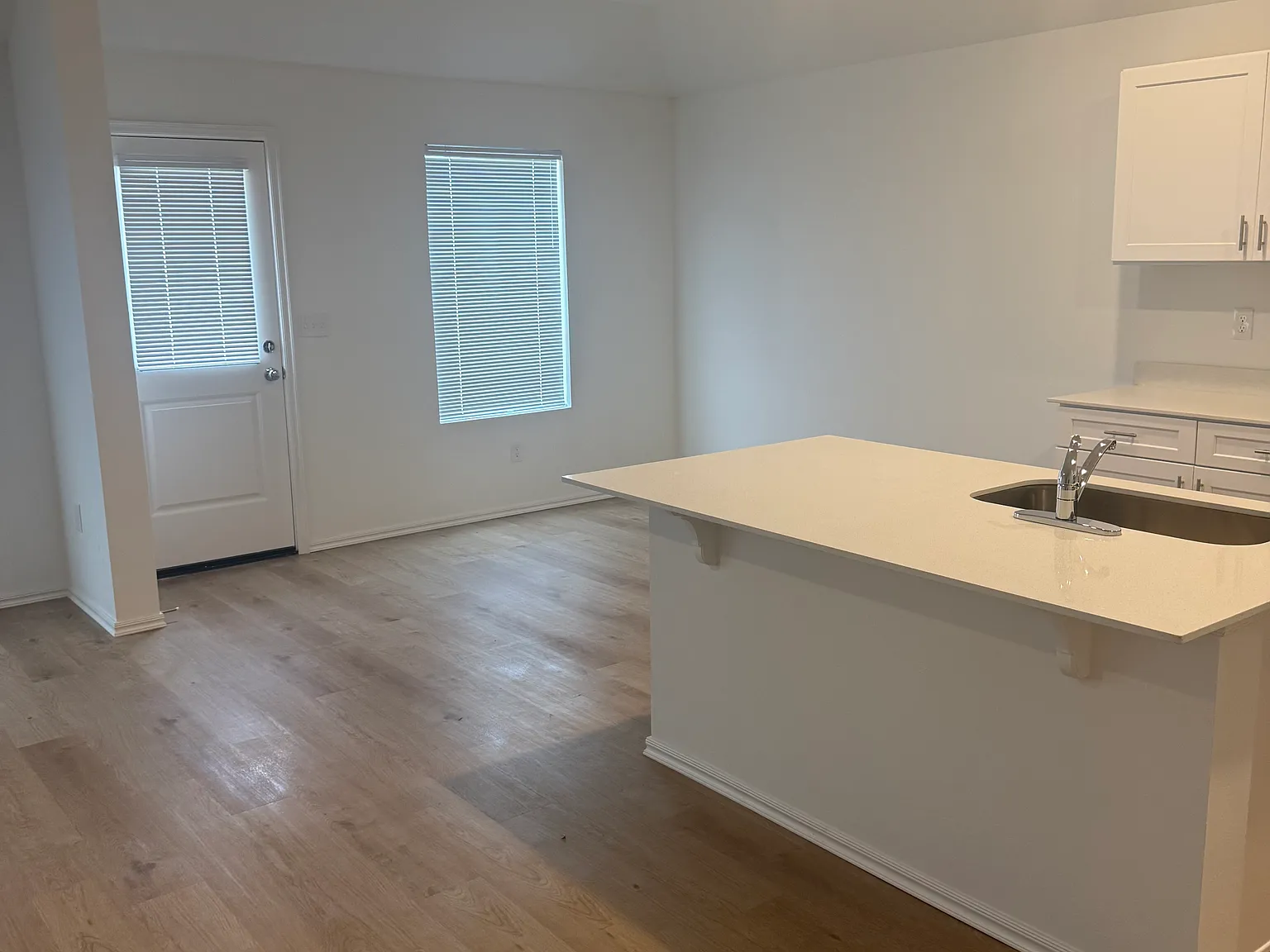 4 bed, 1840 sqft, $1,840 — Photo 4