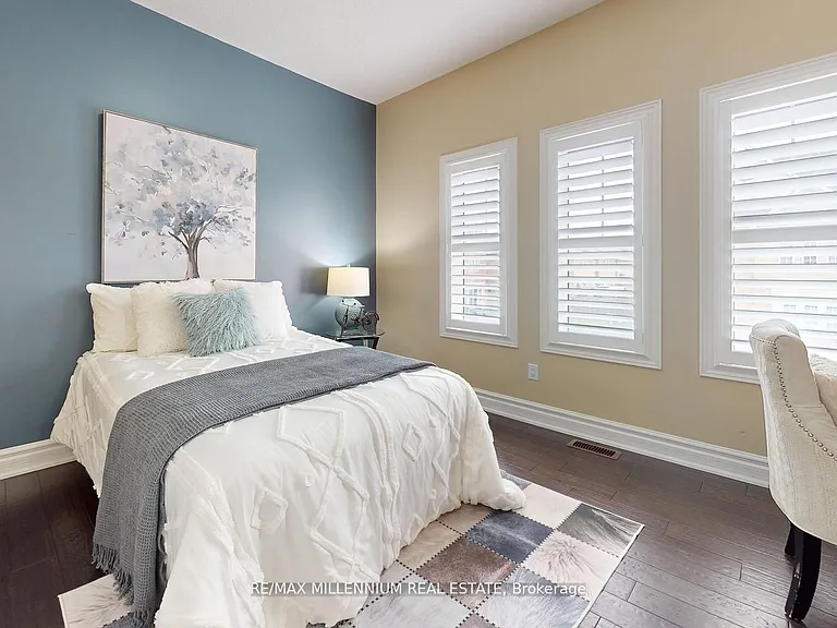 51 Kincardine St — Photo 33