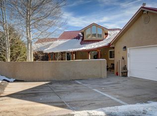 5 Shade Tree Ln, Tijeras, NM 87059