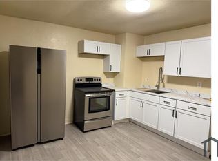 903 Cliff St, Braddock, PA 15104