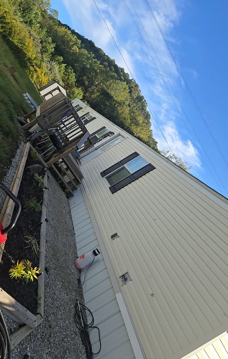 Building Photo - 300 Crique Side Dr #118