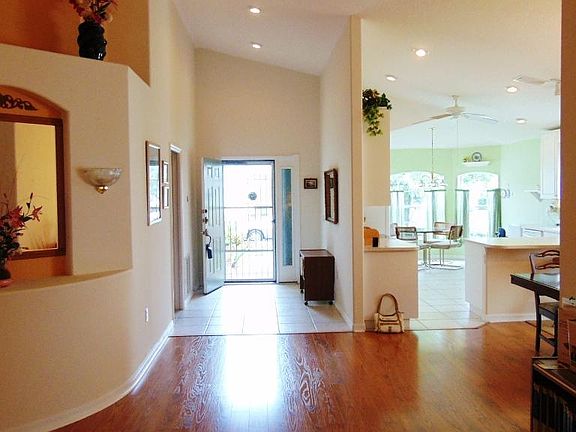 3rd image of 730 Indian Oaks Dr