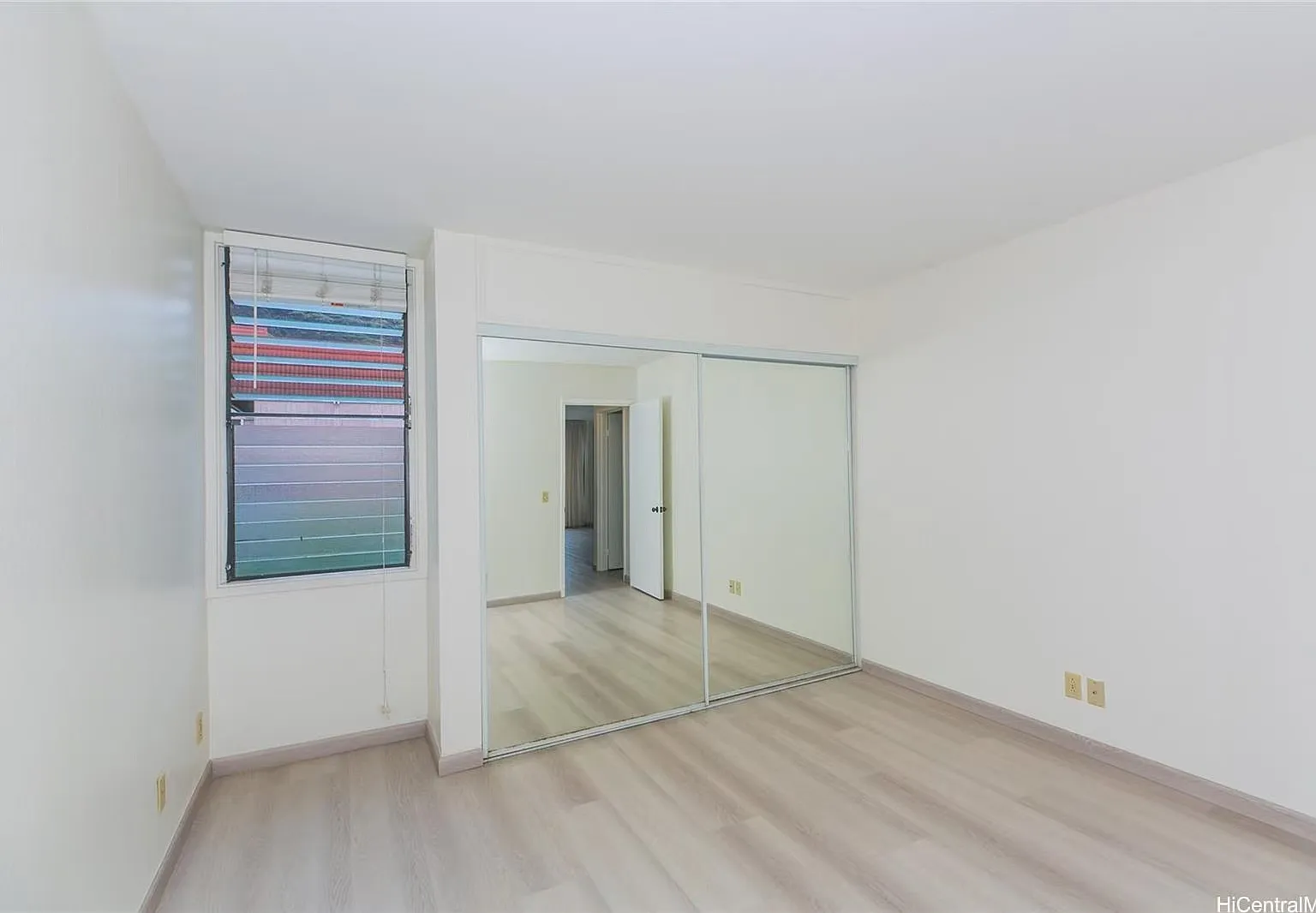 2 bed, 815 sqft, $1,900 — Photo 4