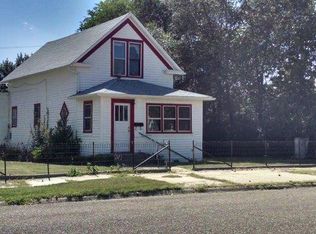 631 4th Ave S, Glasgow, MT 59230
