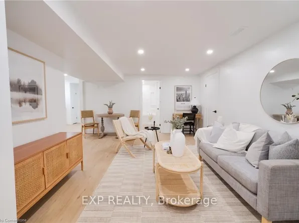 221 Federal St, Hamilton, ON L8E 1P2