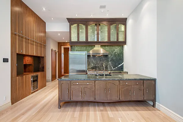 Sold by Compass | media 3