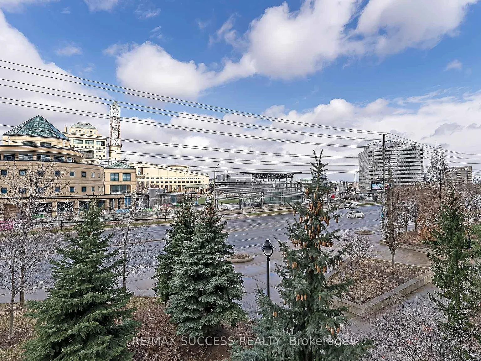 3 bed, $2,950 — Photo 1