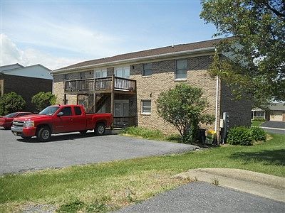 2nd image of 1221 Harmony Dr