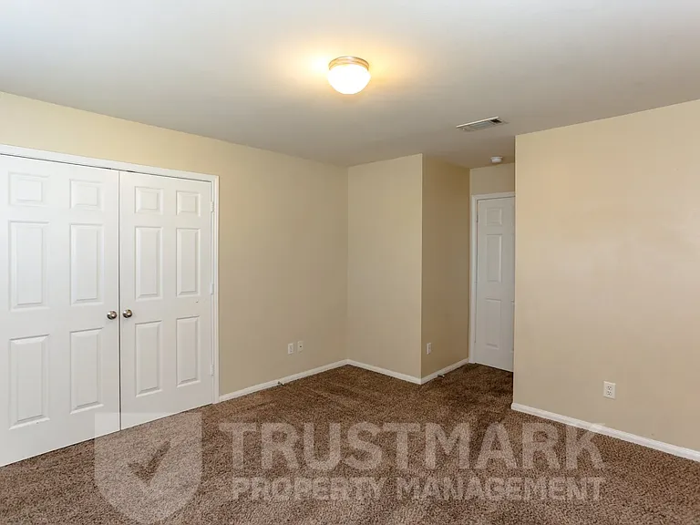 212 Crowfoot Dr #CROWFOOT212 — Photo 22