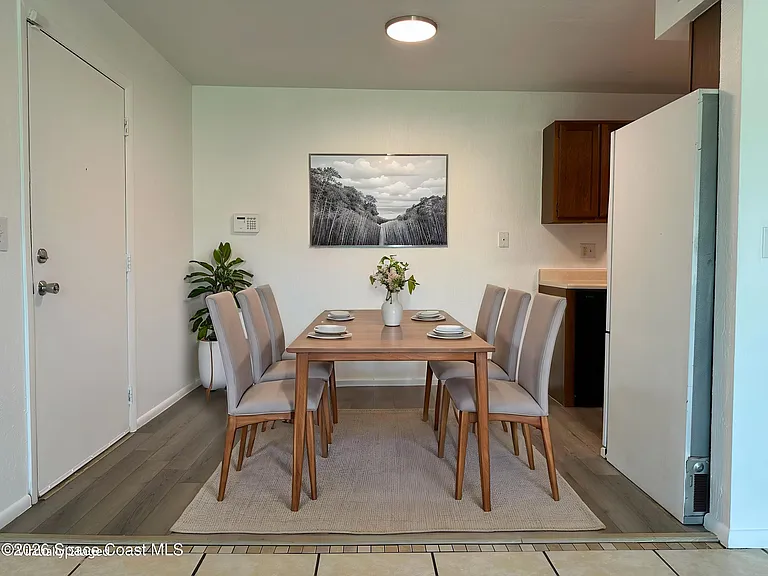 2130 Forest Knoll Dr NE #202 — Photo 8