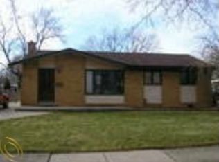 9492 Dudley St, Taylor, MI